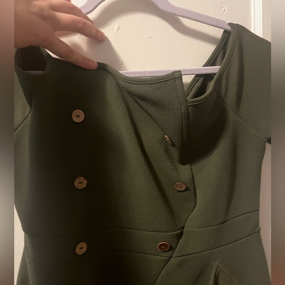 Dressfo Square Neck Top - Picture 2 of 4